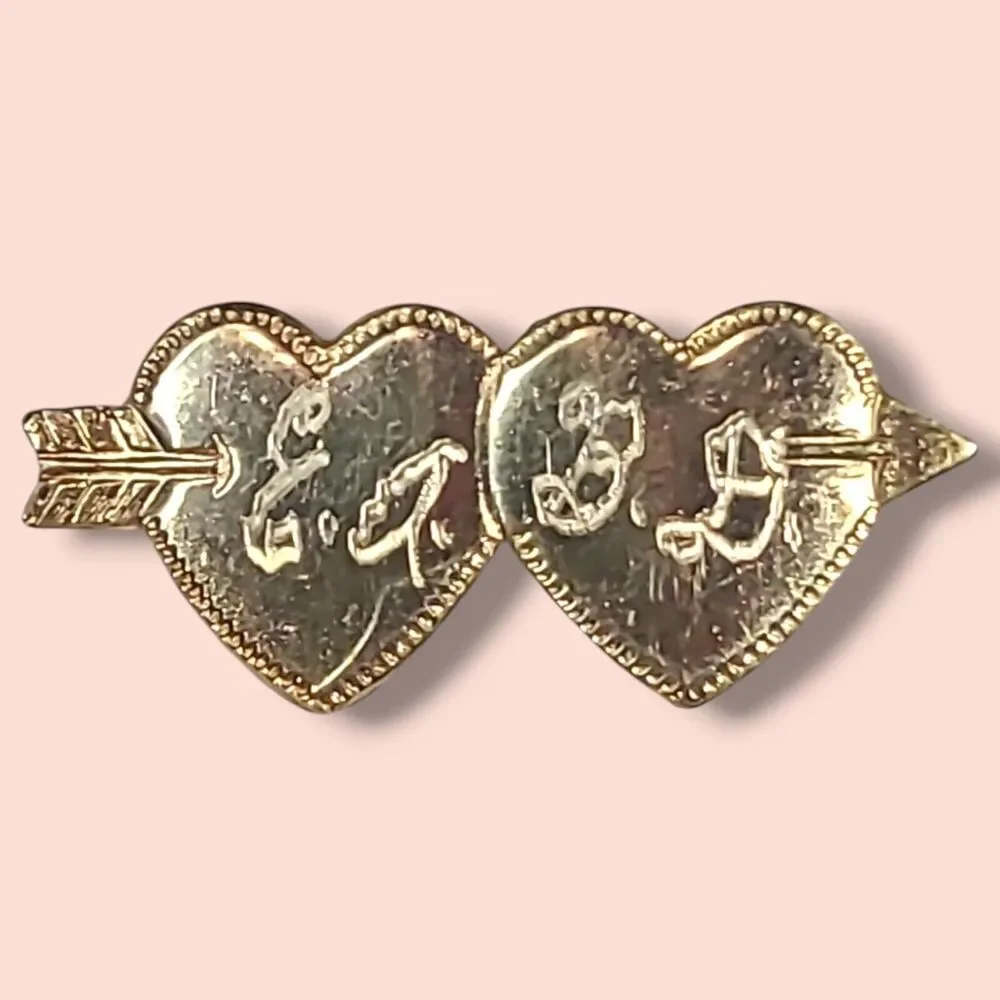 Vintage 1940s Gold Tone Sweetheart Pin‎ E.A.+B.D. 1